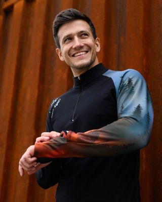 U této fotky nás napadlo slovíčko NEOTŘELÝ. Co říká na toto slovo ChatGPT? Slovo „neotřelý“ znamená něco originálního,...