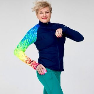 Mikina která tě rozzáří i v šedých zimních měsících. Jdi proti proudu, ukaž energii kterou máš v sobě. Když je život v...