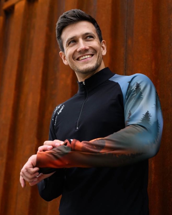 U této fotky nás napadlo slovíčko NEOTŘELÝ. Co říká na toto slovo ChatGPT? Slovo „neotřelý“ znamená něco originálního,...